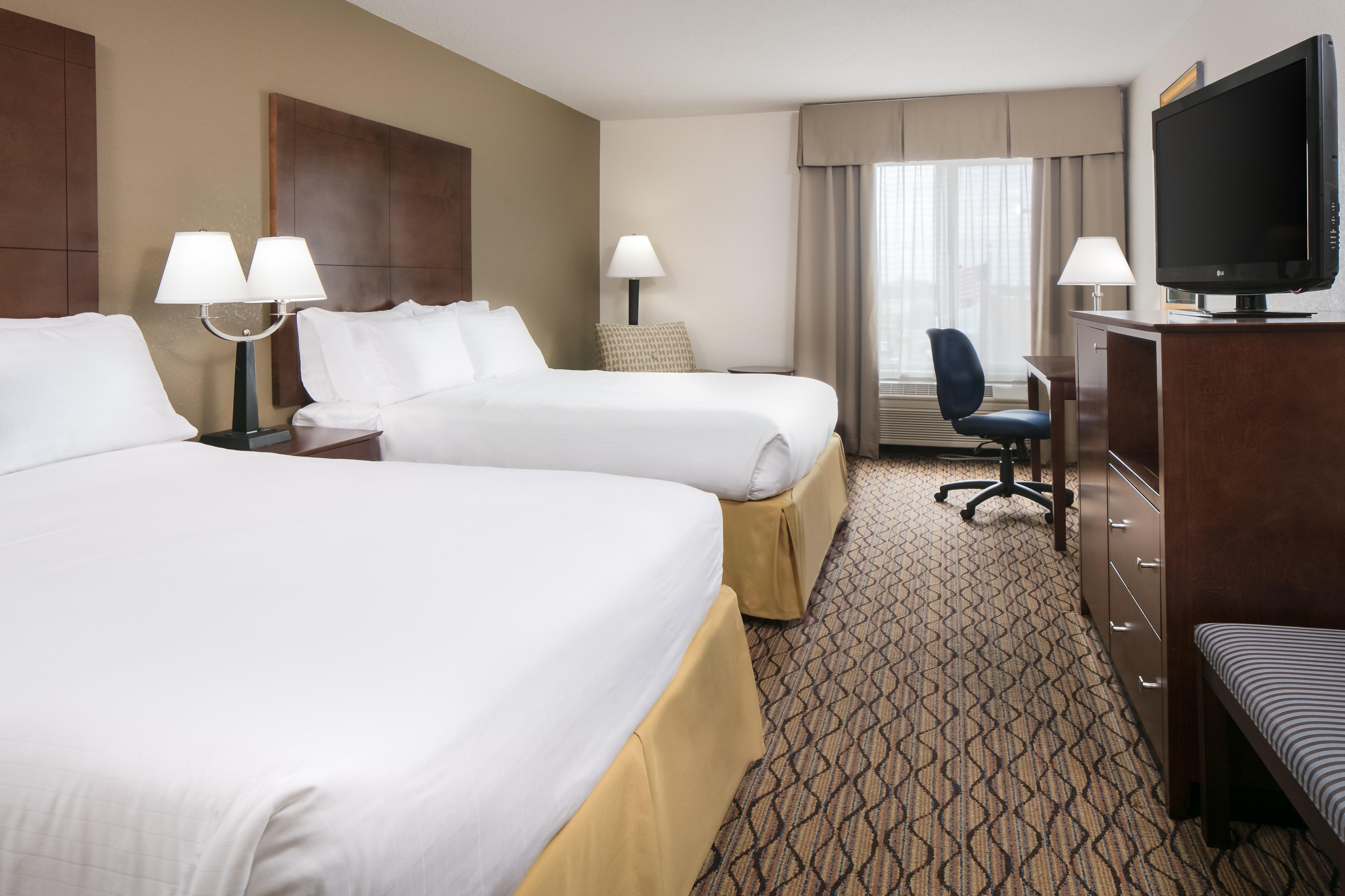 Holiday Inn Express & Suites Clinton, An Ihg Hotel Dış mekan fotoğraf